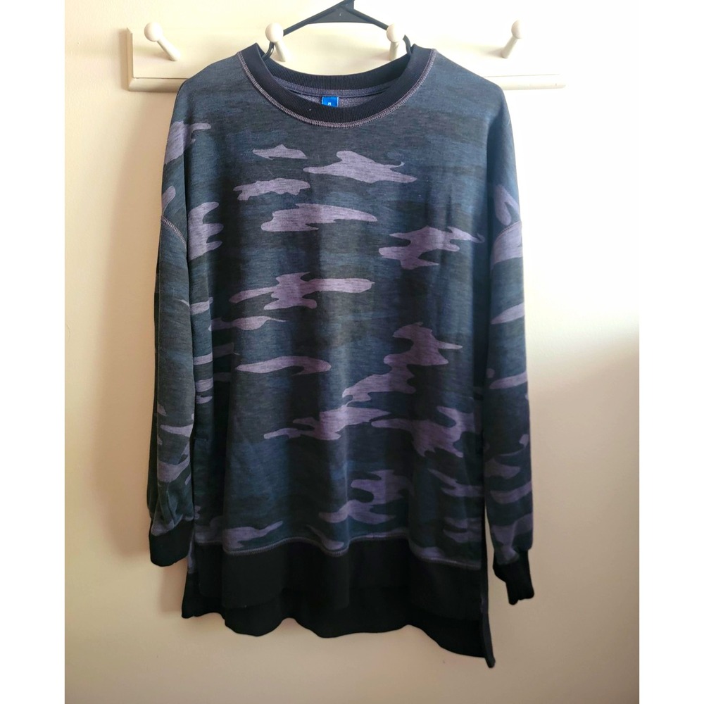 Old Navy Women's M Gray Black Camo Fleece Crewneck Pullover Sweatshirt L/S